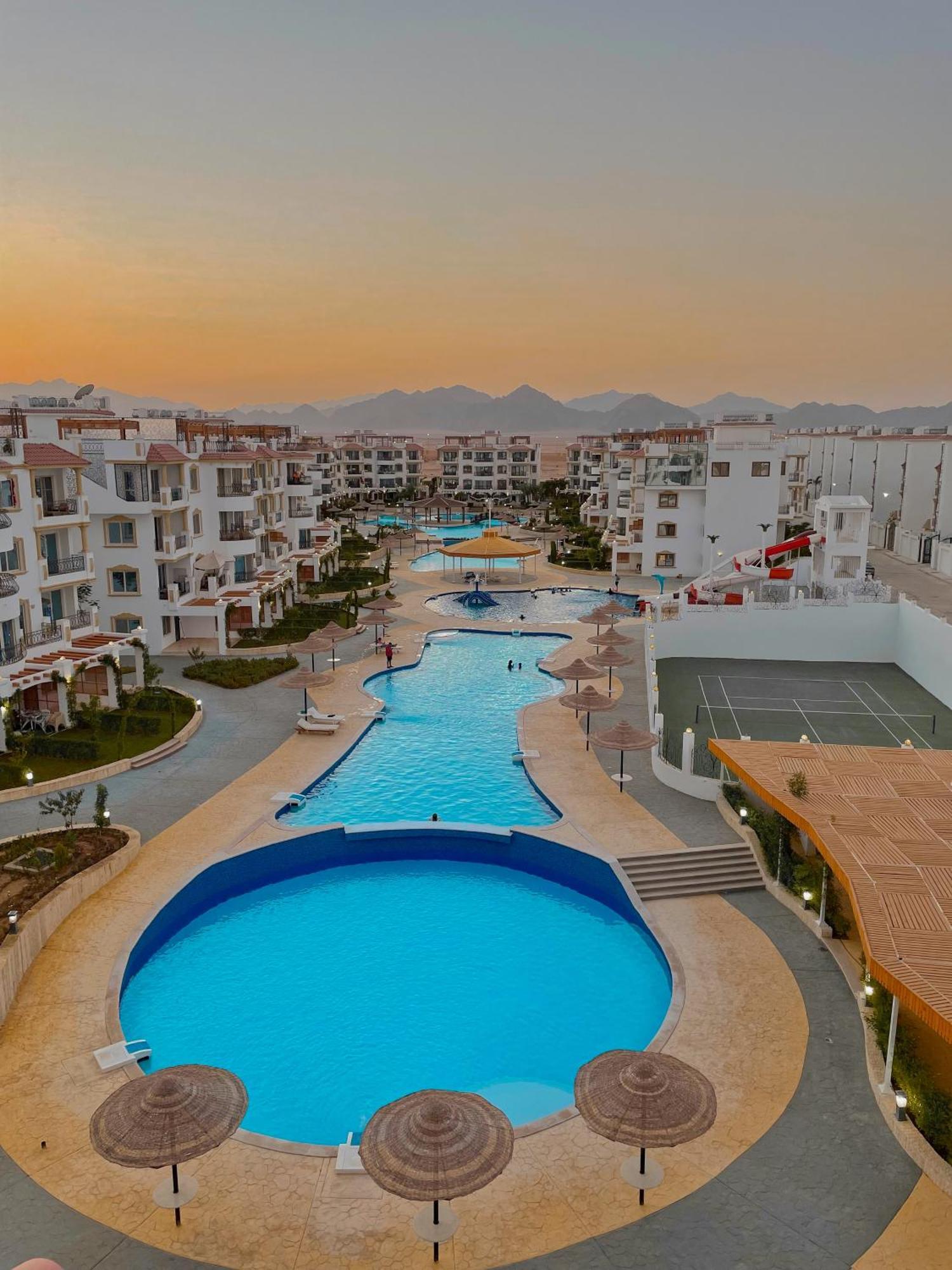 Sharm Hills Aqua Park Resort Buitenkant foto